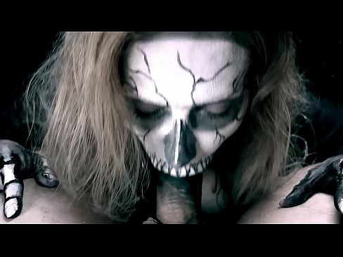 ❤️ Demoniczna dziewczyna ssąca kutasa swoimi czarnymi ustami i połykająca spermę. ️❌ Sex video at pl.lansexs.xyz ❌️❤